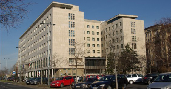 Az MSZMP egykori vagyona a párt tagjaié Az MSZMP egykori vagyona a párt tagjaié