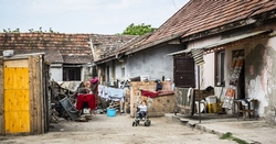 A hatalom nem törődik a szegényekkel